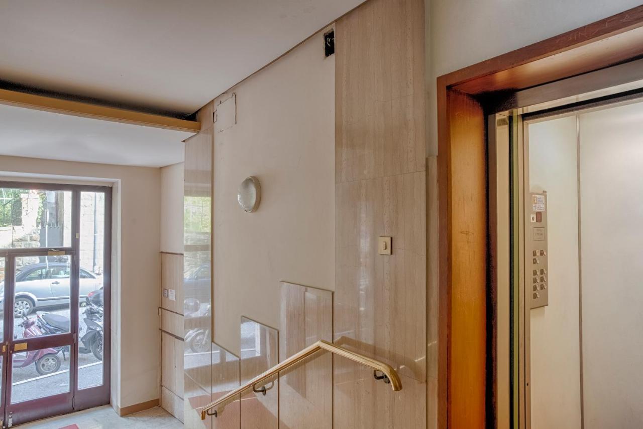 Ferienwohnung La Fine Del Mondo Triest Exterior foto